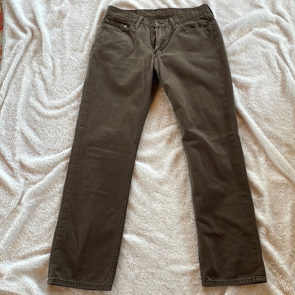 Levi Strauss Khakis 33x32
